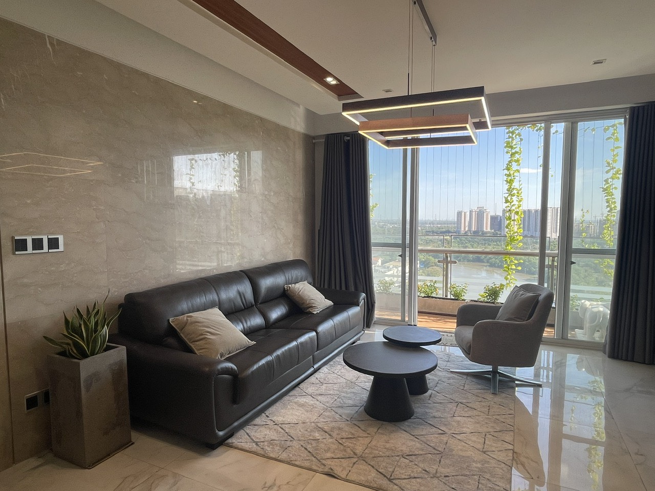RiverPark Phu My Hung luxury apartment for rent in District 7 with 3 bedrooms on high floor with river view 3