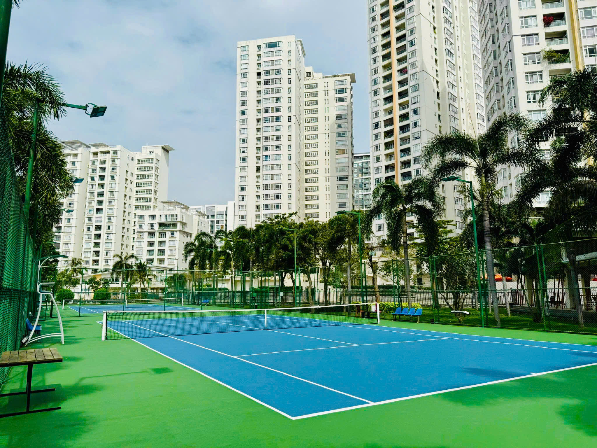 Luxury apartment for rent Riverside Residence Phu My Hung, District 7, beautiful house on the high floor with 3 bedrooms 7