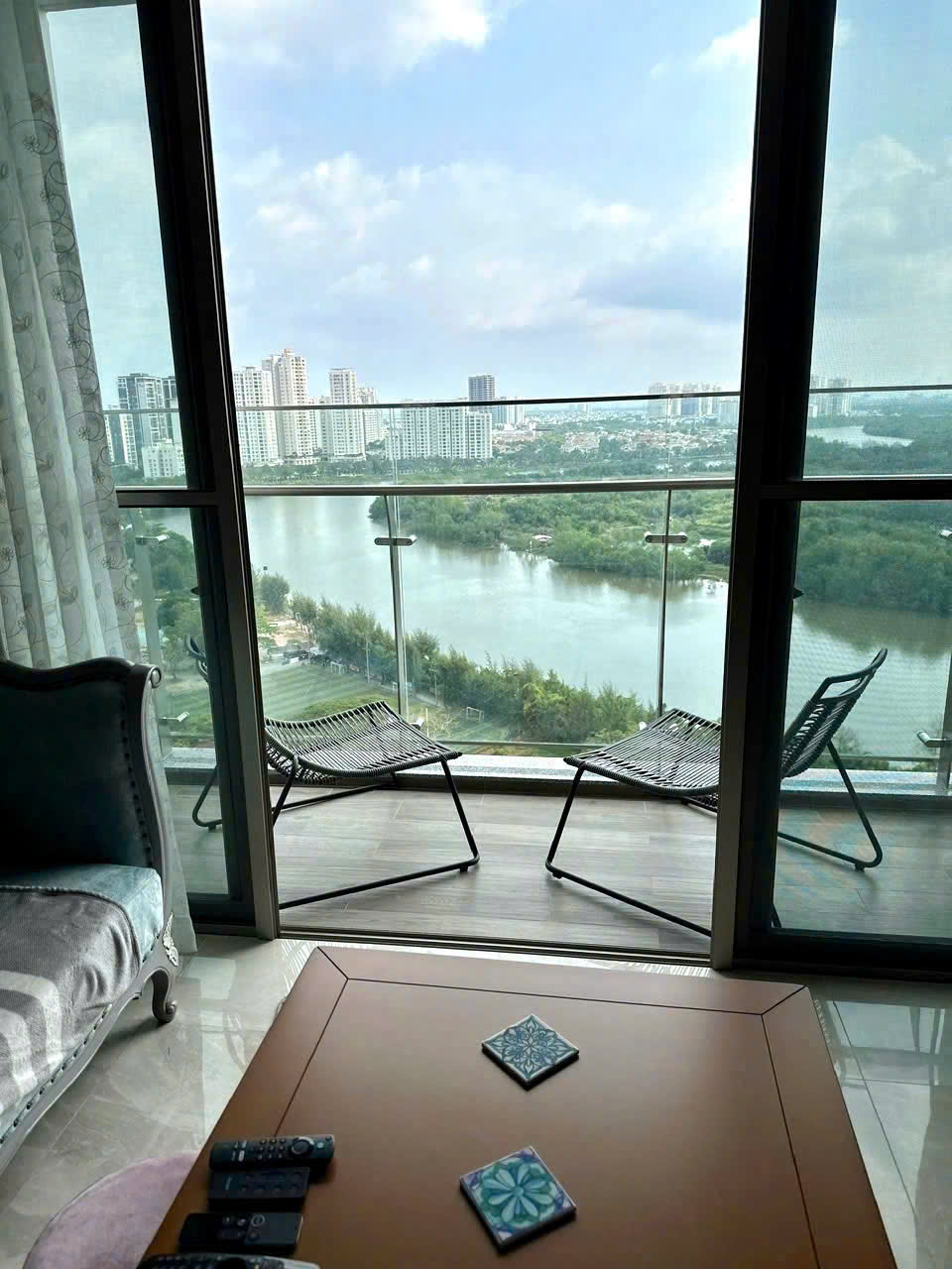 Luxury apartment for rent The Horizon Phu My Hung, District 7, corner apartment with 3 bedrooms, river view 10