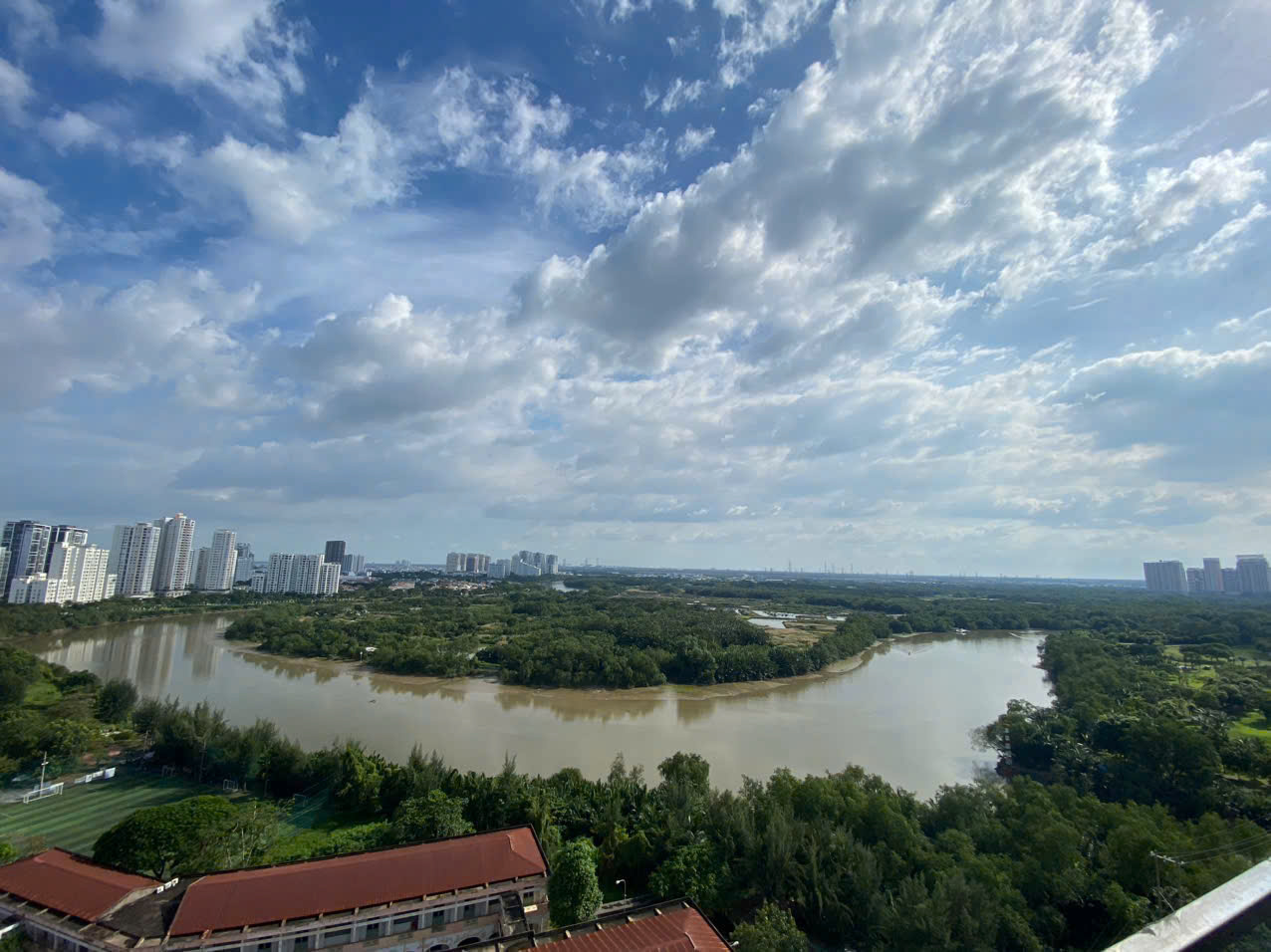 Luxury apartment for rent The Horizon Phu My Hung, District 7, corner apartment with 3 bedrooms, river view 1