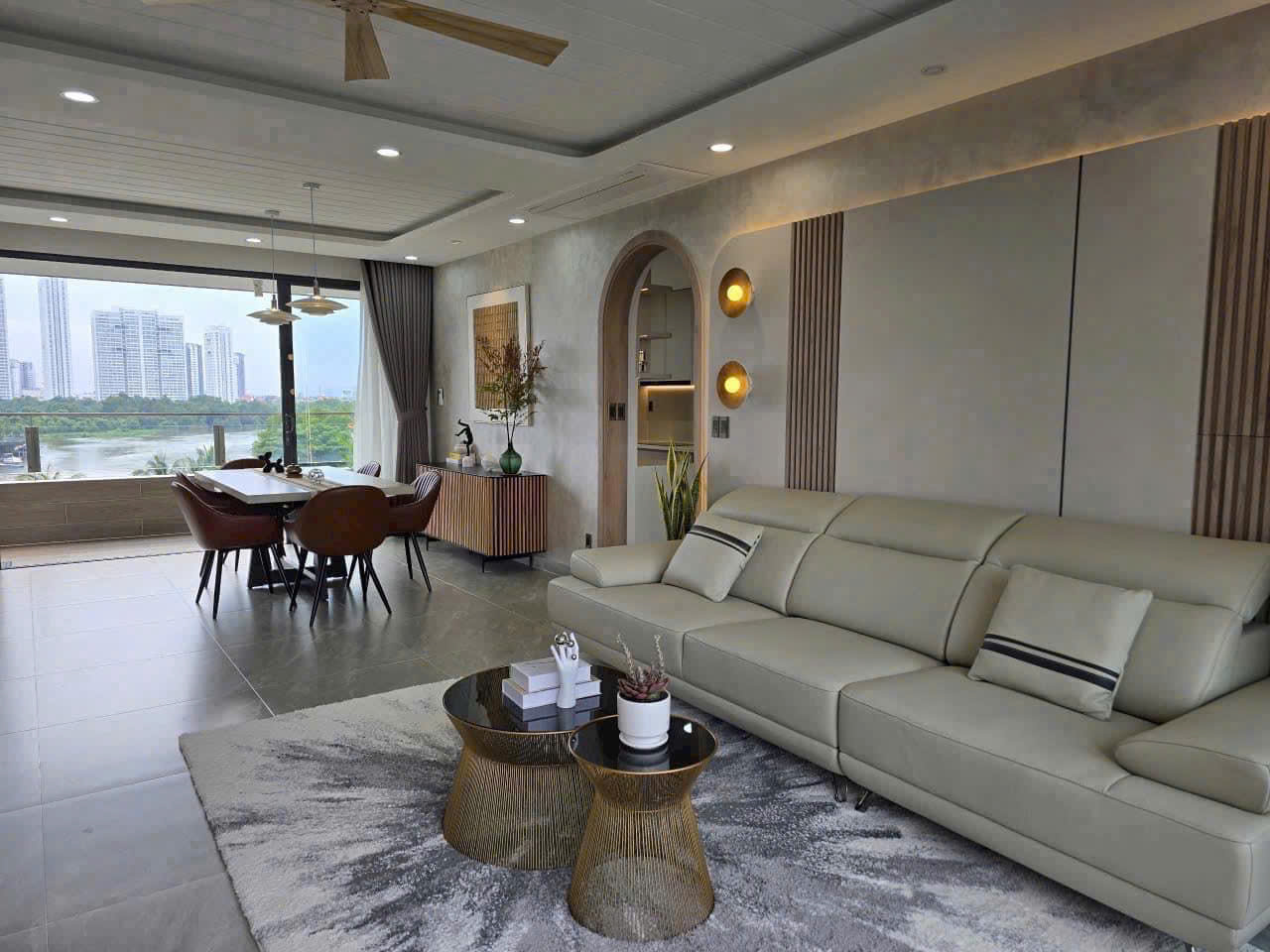 Luxury apartment for sale The Panorama Phu My Hung, District 7 has 3 bedrooms, two balconies, river view 4