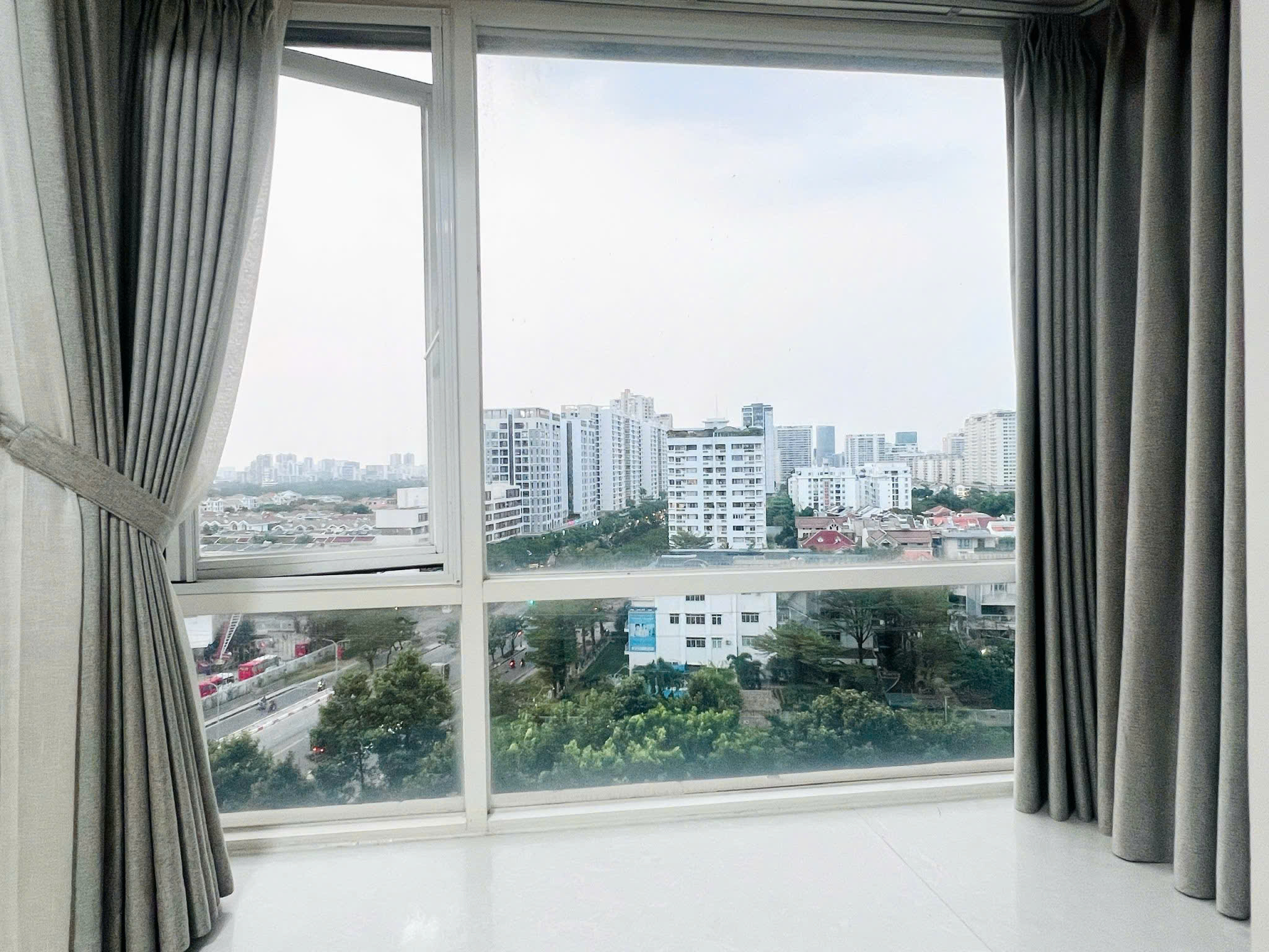 Phu My apartment for sale, Tan My Ward, District 7 with 3 bedrooms, 10th floor – 118m2 1