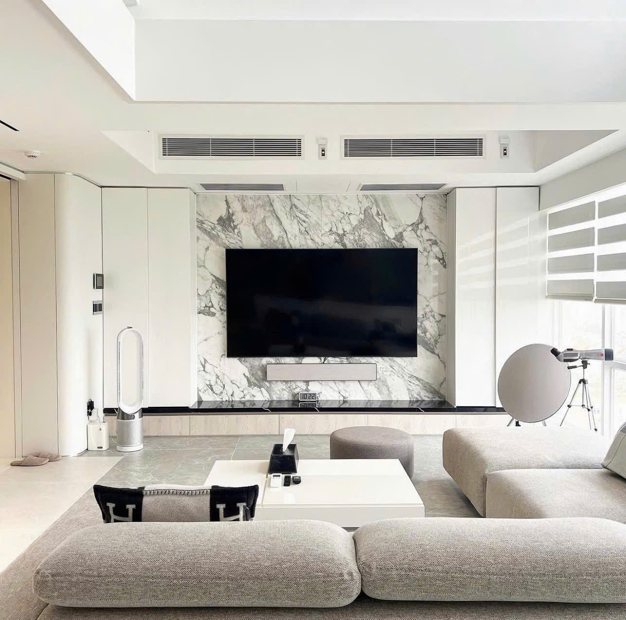 Bán căn hộ duplex Happy Valley Premier Phú Mỹ Hưng, Quận 7 có 3 phòng ngủ, 2 ô xe lầu 18 – 170m2