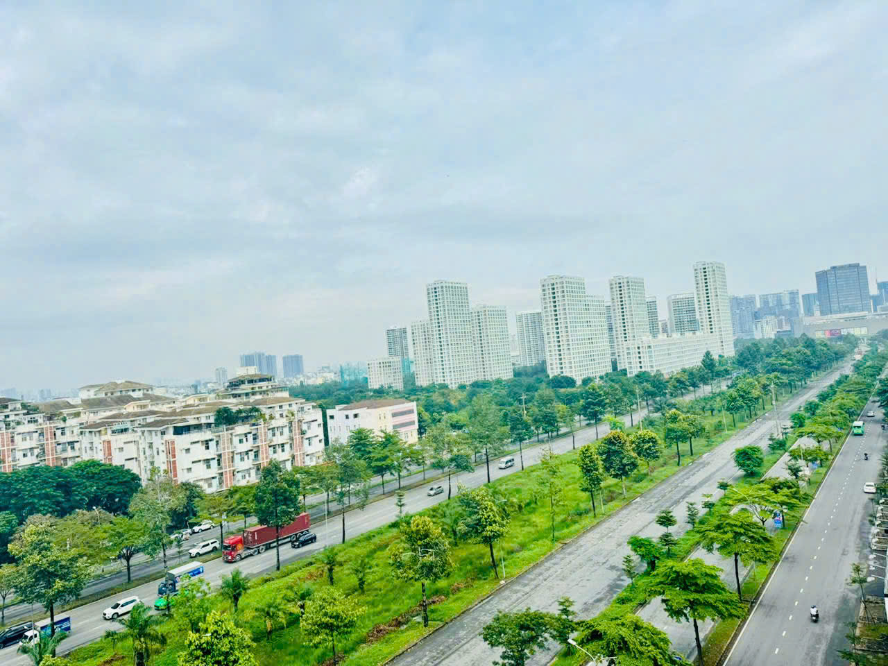 Duplex apartment for sale My Khanh 1A Phu My Hung, District 7 has 1 floor, 3 bedrooms, 8th floor – 195m2 10
