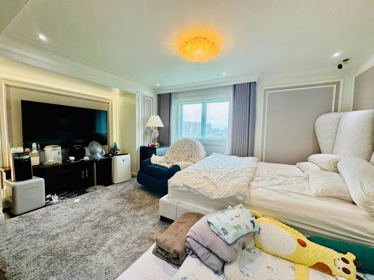 Duplex apartment for sale My Khanh 1A Phu My Hung, District 7 has 1 floor, 3 bedrooms, 8th floor – 195m2 1