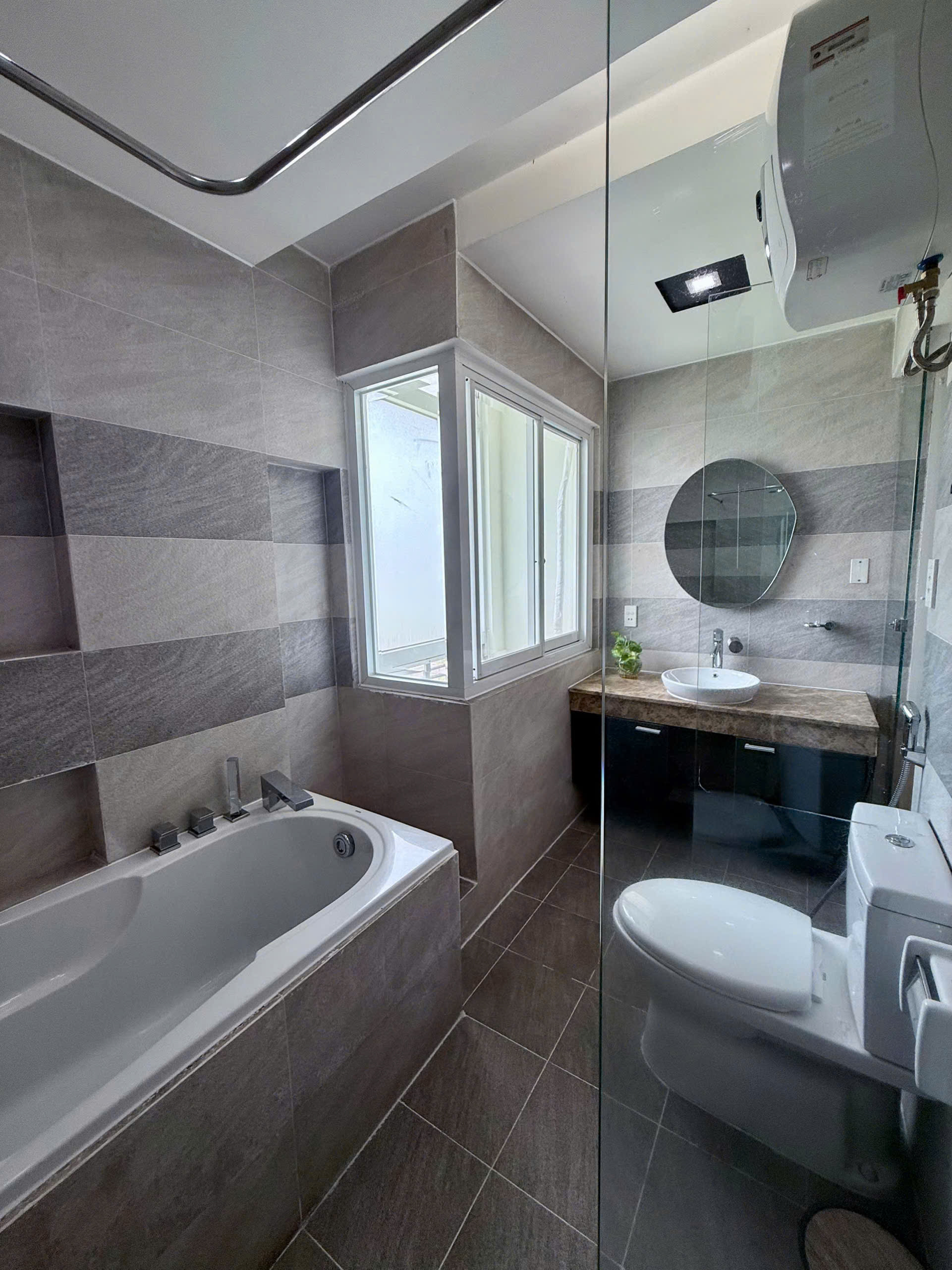 Duplex Star Hill Phu My Hung apartment for sale or rent, District 7 has 3 bedrooms, 10th floor, fully furnished 8
