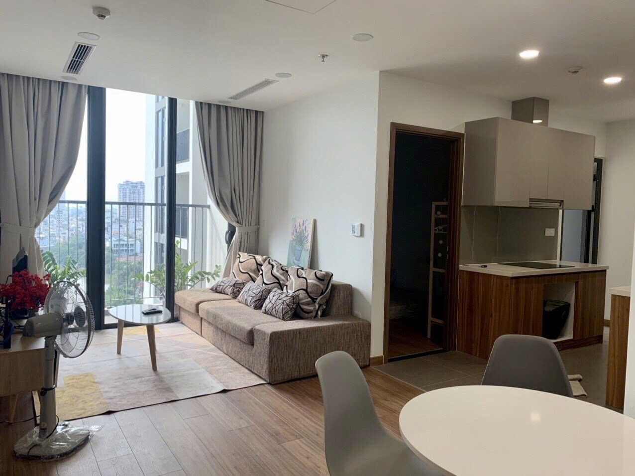 Eco Green apartment for rent in District 7 has 2 bedrooms, fully furnished