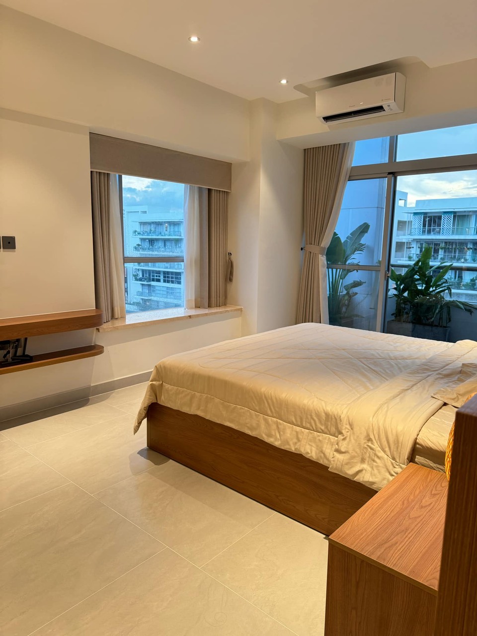 Garden Court apartment for rent in Phu My Hung, District 7, corner apartment with 3 bedrooms, long balcony on the 7th floor 9