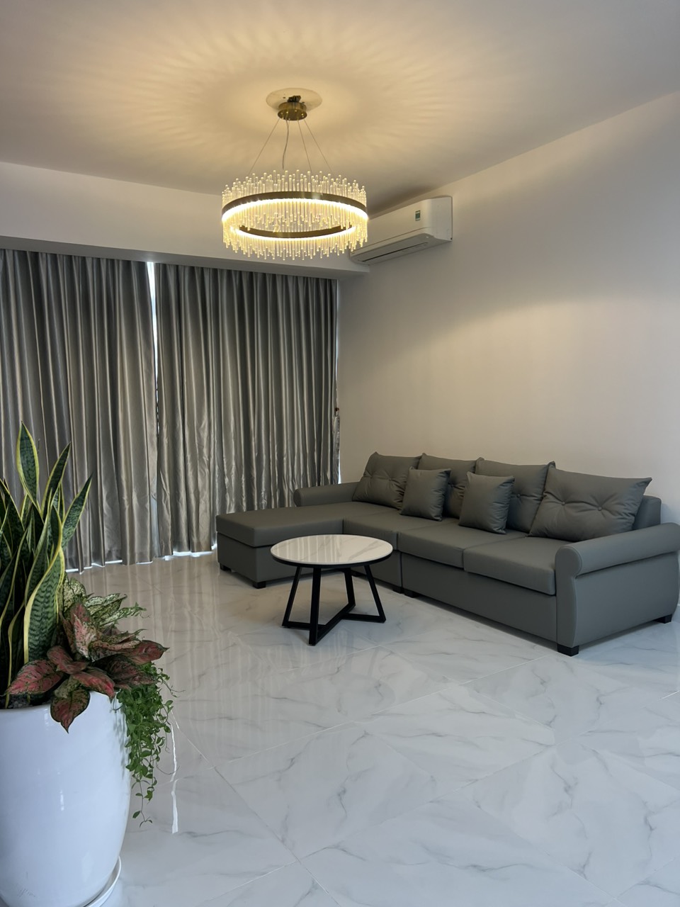 Garden Court Phu My Hung apartment for rent, District 7 with 3 bedrooms, canal view 5
