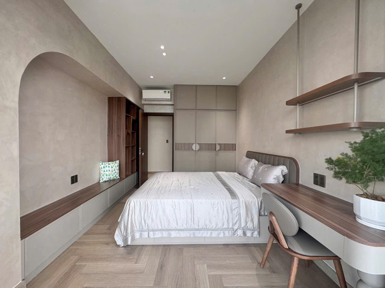 Garden Plaza 1 Phu My Hung apartment for rent, District 7 with 3 bedrooms long balcony with river view – 153.32m2 7