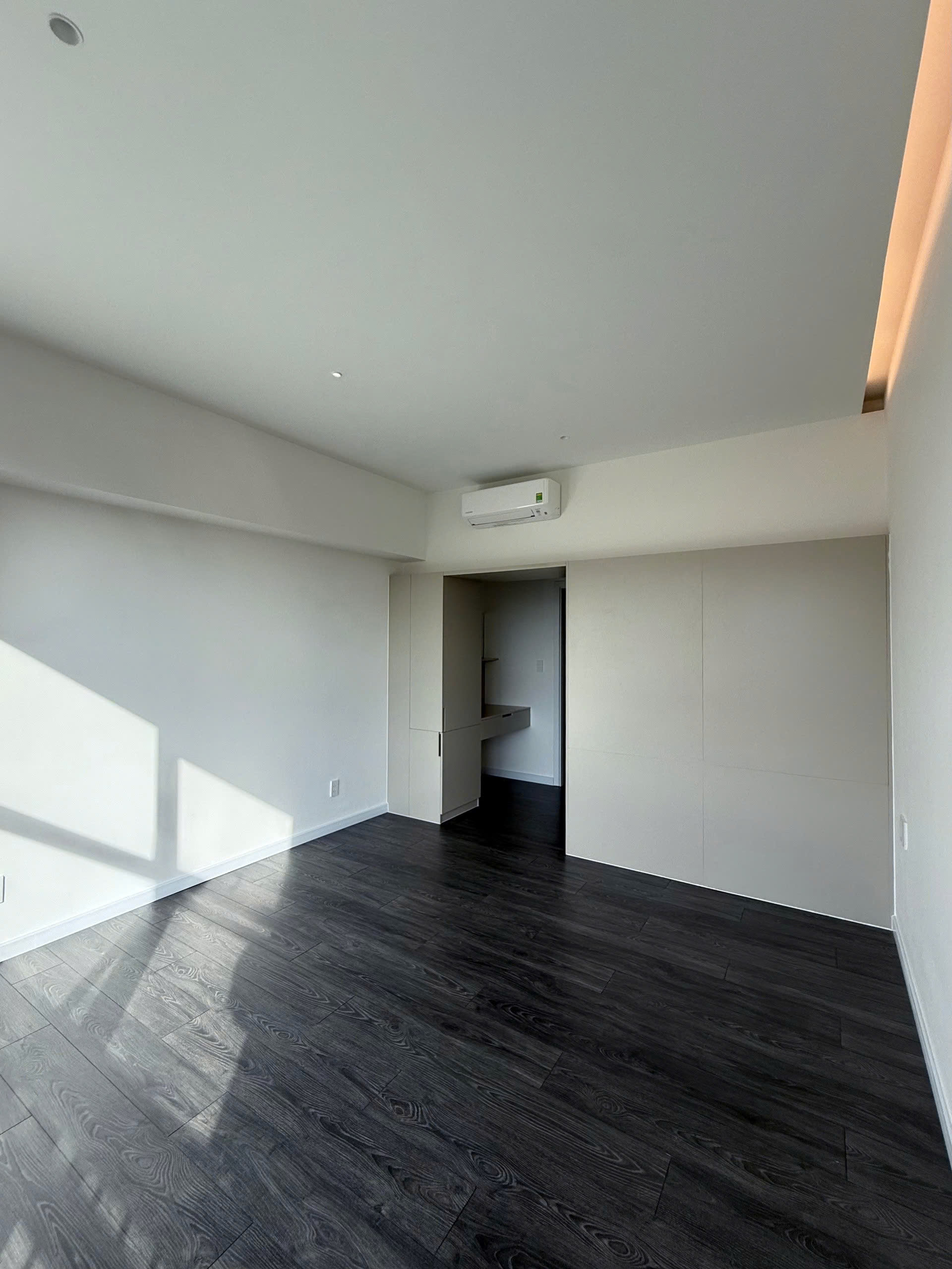 Garden Plaza 1 Phu My Hung apartment for sale, District 7 with 3 bedrooms design with car parking lot, park view – 131.2m2 4