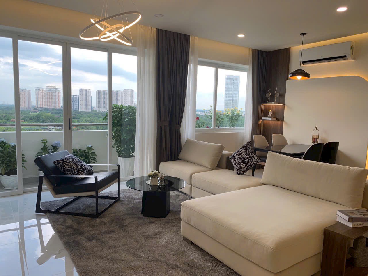 Grand View B Phu My Hung apartment for sale, District 7 with 3 bedrooms on the high floor with river view 4