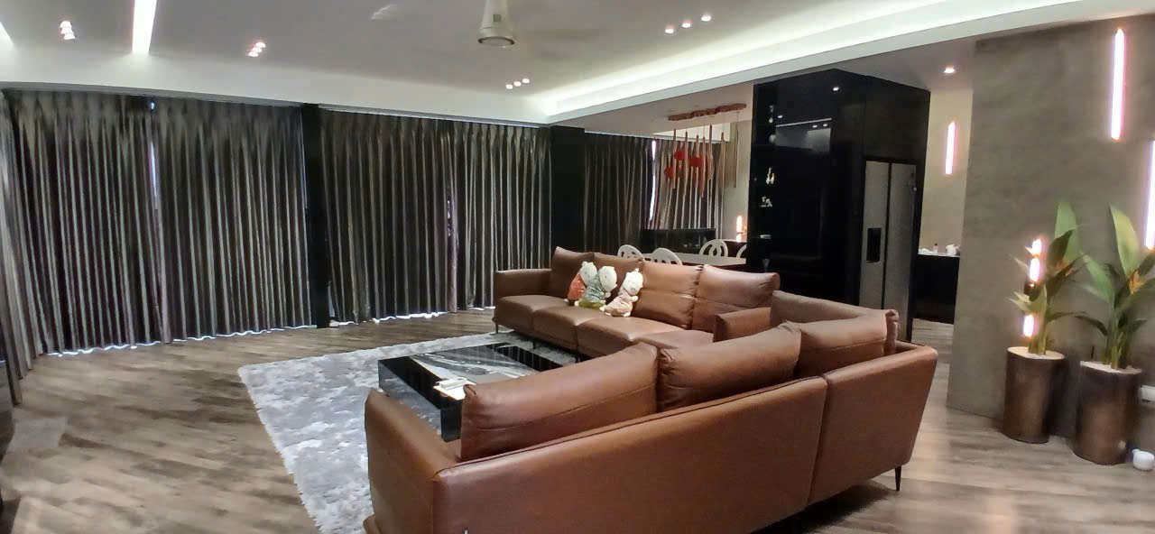 Grand View Phu My Hung apartment for rent, District 7 has 2 rooms with a very beautiful river view 13