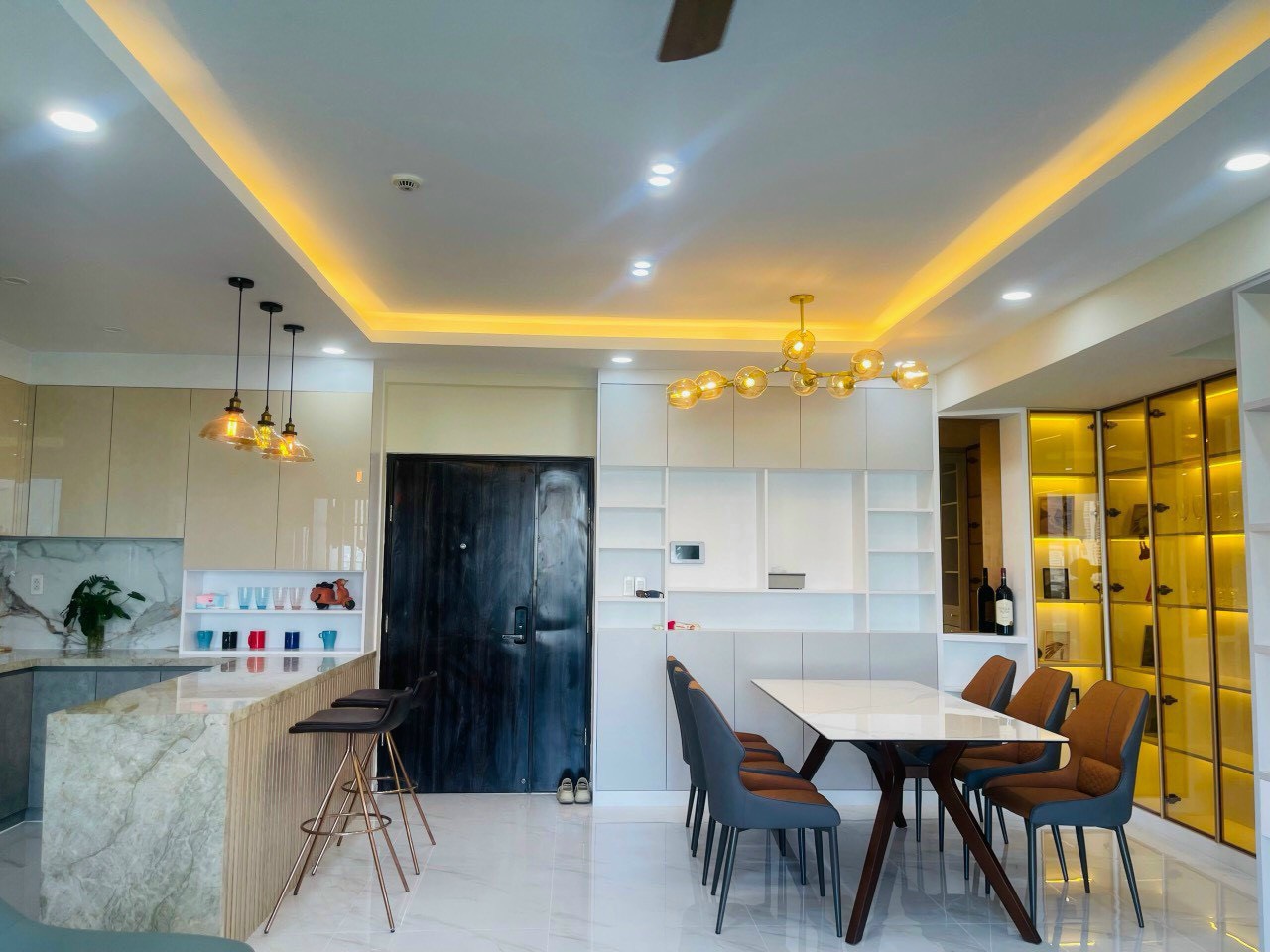 Green Valley Phu My Hung apartment for sale, District 7 has 3 bedrooms with golf view 2