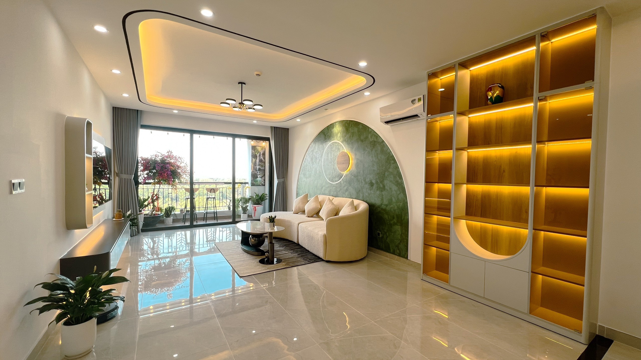 Green View luxury apartment for sale in Phu My Hung, District 7, beautiful new house with 3 bedrooms