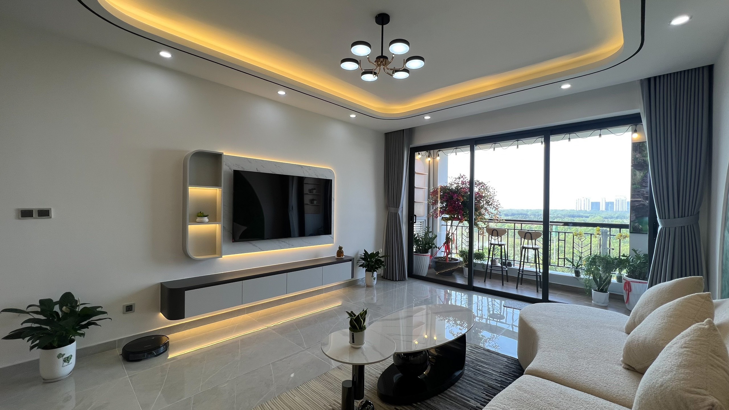 Green View luxury apartment for sale in Phu My Hung, District 7, beautiful new house with 3 bedrooms 3