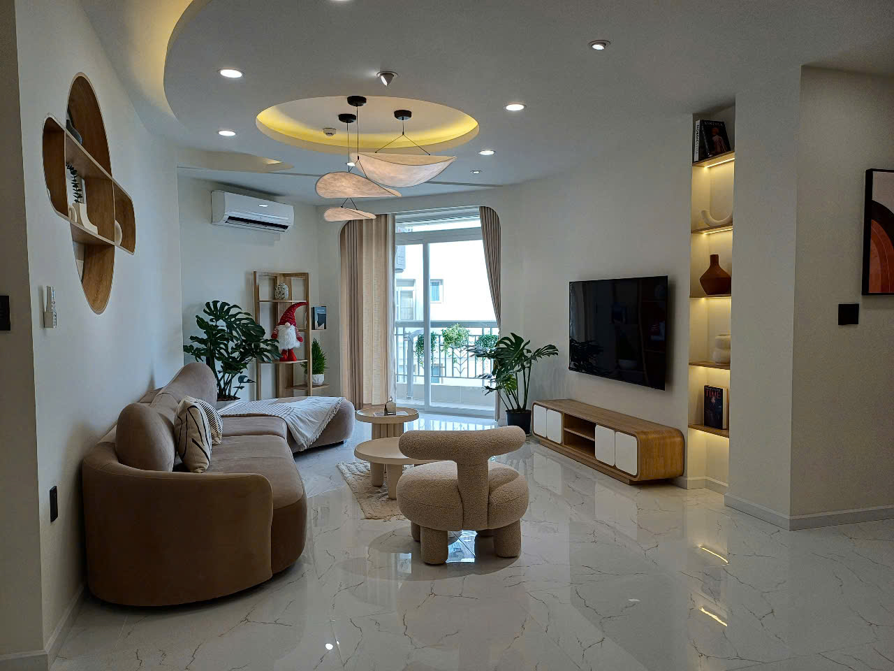 Green View apartment for rent in Phu My Hung, District 7, beautiful house with 3 bedrooms villa view, 9th floor 1