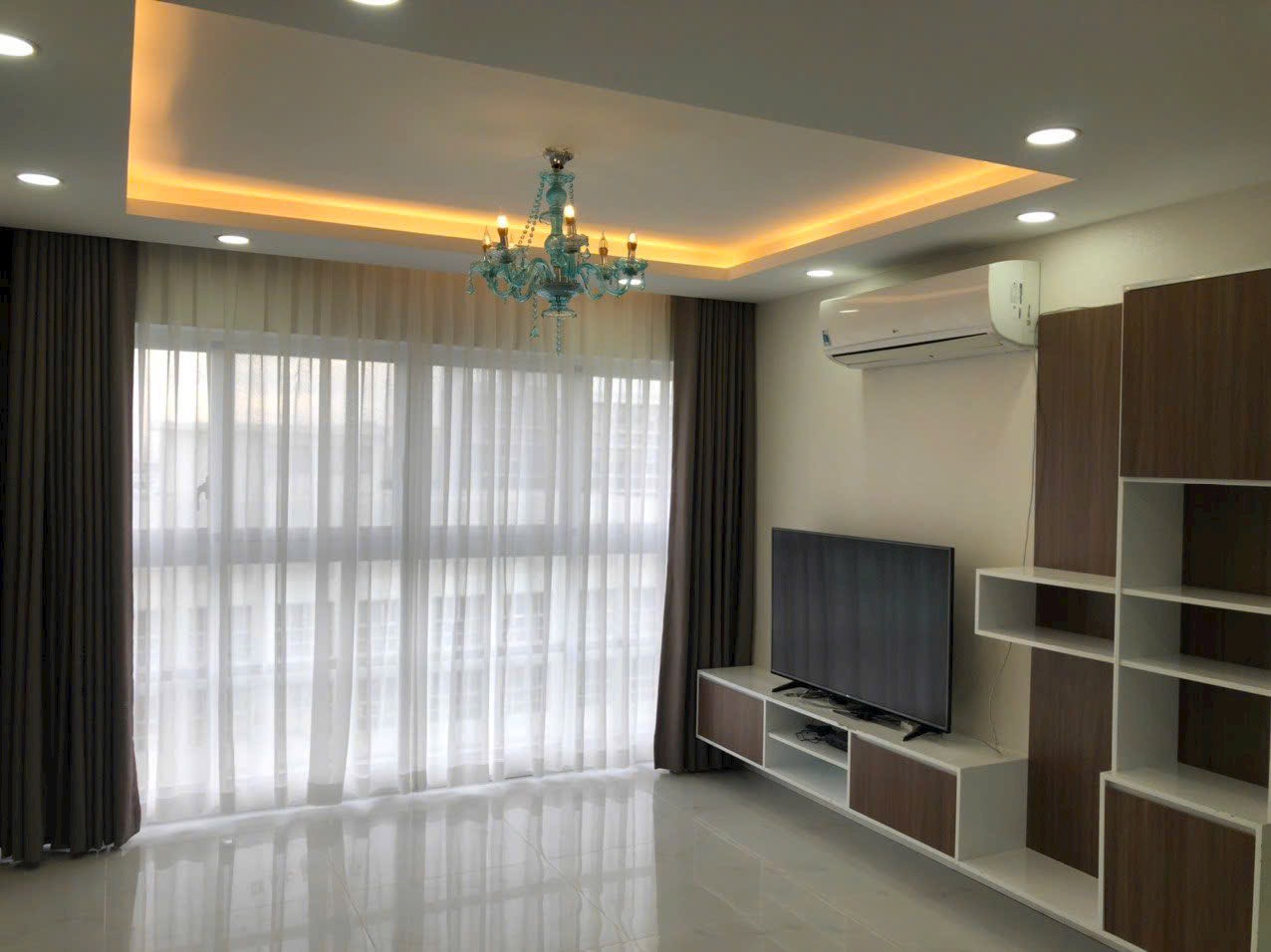 Happy Valley Phu My Hung apartment for sale, District 7 has 3 fully furnished bedrooms, pink book 2