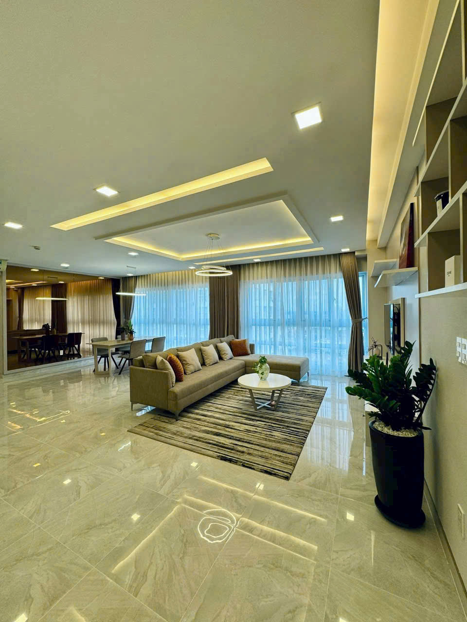 Happy Valley Phu My Hung apartment for sale, District 7, beautiful new house with 3 bedrooms with golf course and park view 3