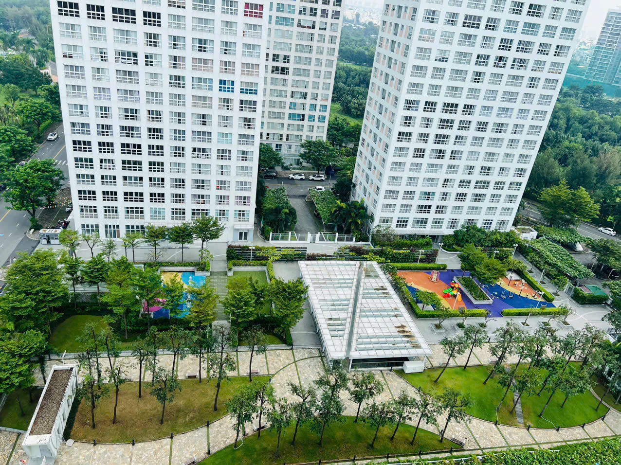 Happy Valley Phu My Hung apartment for sale, District 7 with 2 bedrooms, designated car, high floor 1