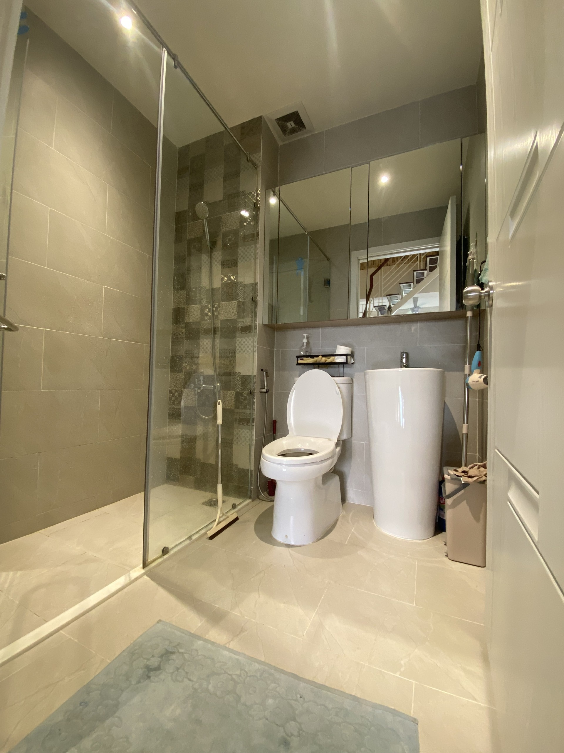 Apartment for sale in Hung Vuong 2 Phu My Hung, District 7, beautiful new house with 3 bedrooms 1