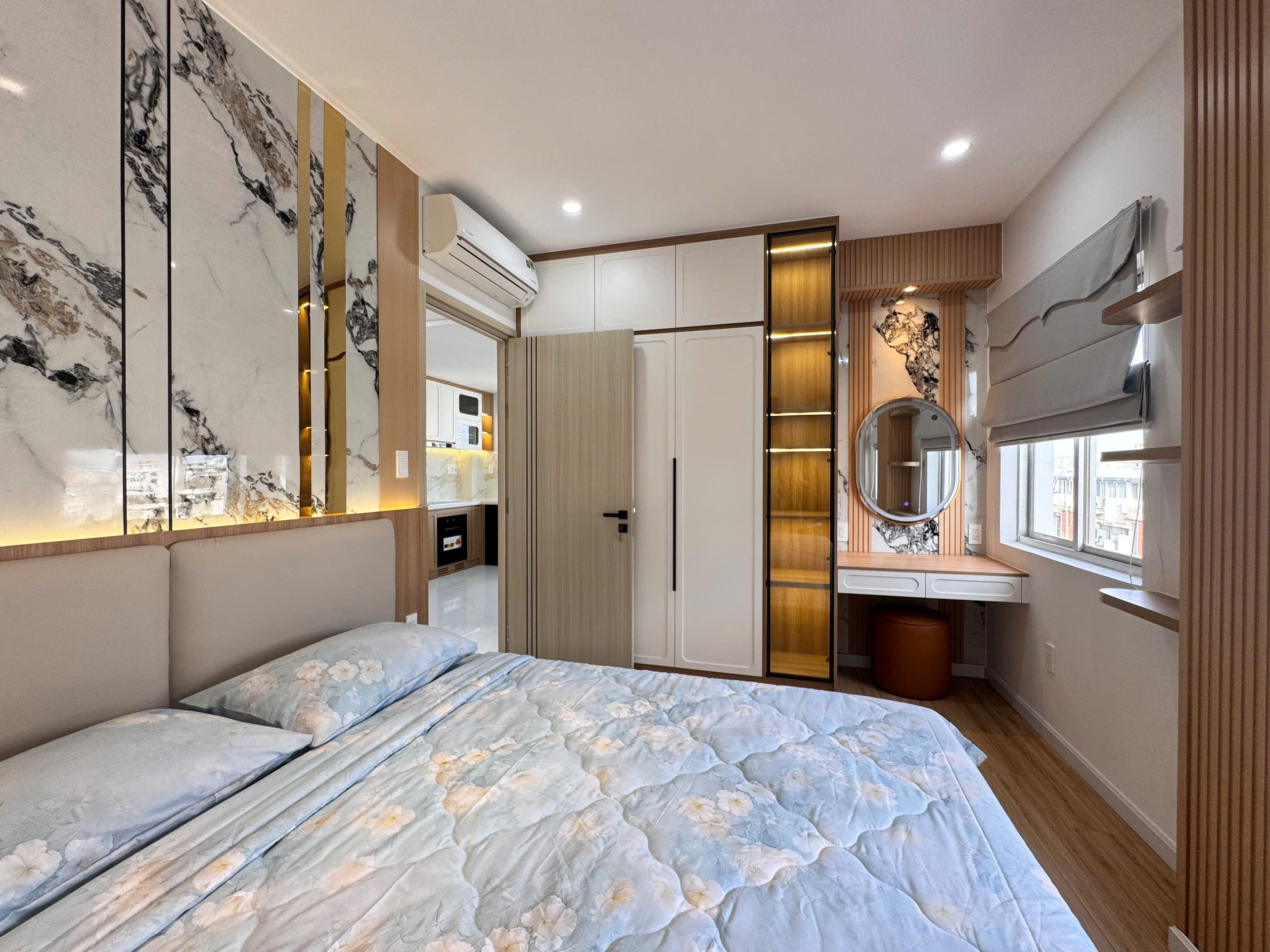 Selling Hung Vuong 2 apartment Phu My Hung, District 7, corner apartment with 2 bedrooms with open view, 8th floor – 76m2 4