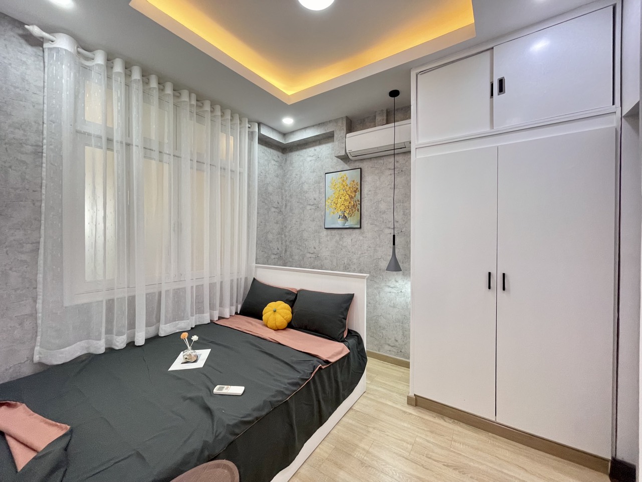 Duplex Hung Vuong 3 Phu My Hung apartment for sale, District 7 has 3 bedrooms with high floor view 11