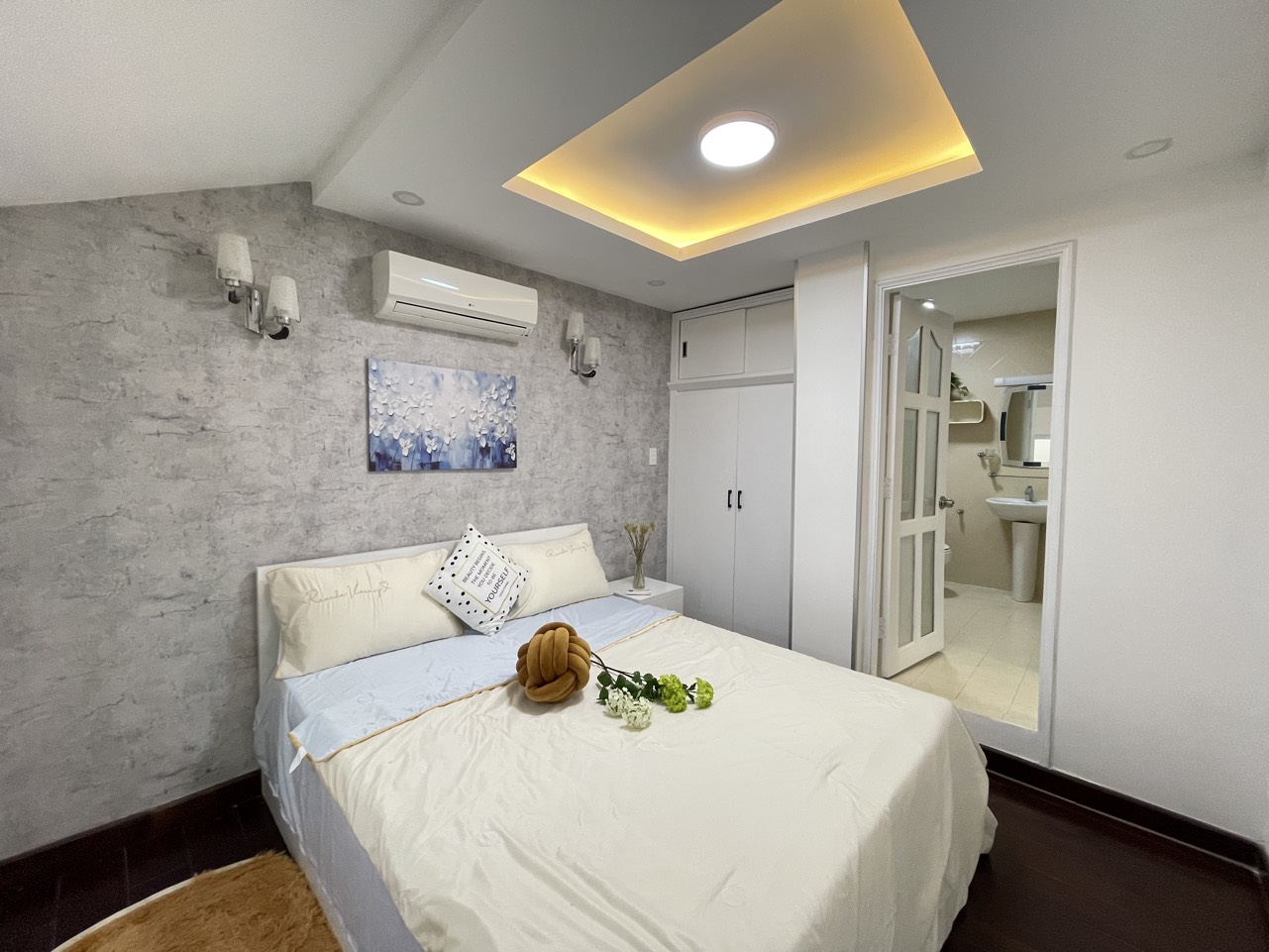 Duplex Hung Vuong 3 Phu My Hung apartment for sale, District 7 has 3 bedrooms with high floor view 8