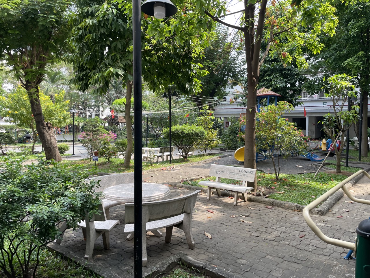 Duplex Hung Vuong 3 Phu My Hung apartment for sale, District 7 has 3 bedrooms with high floor view 4