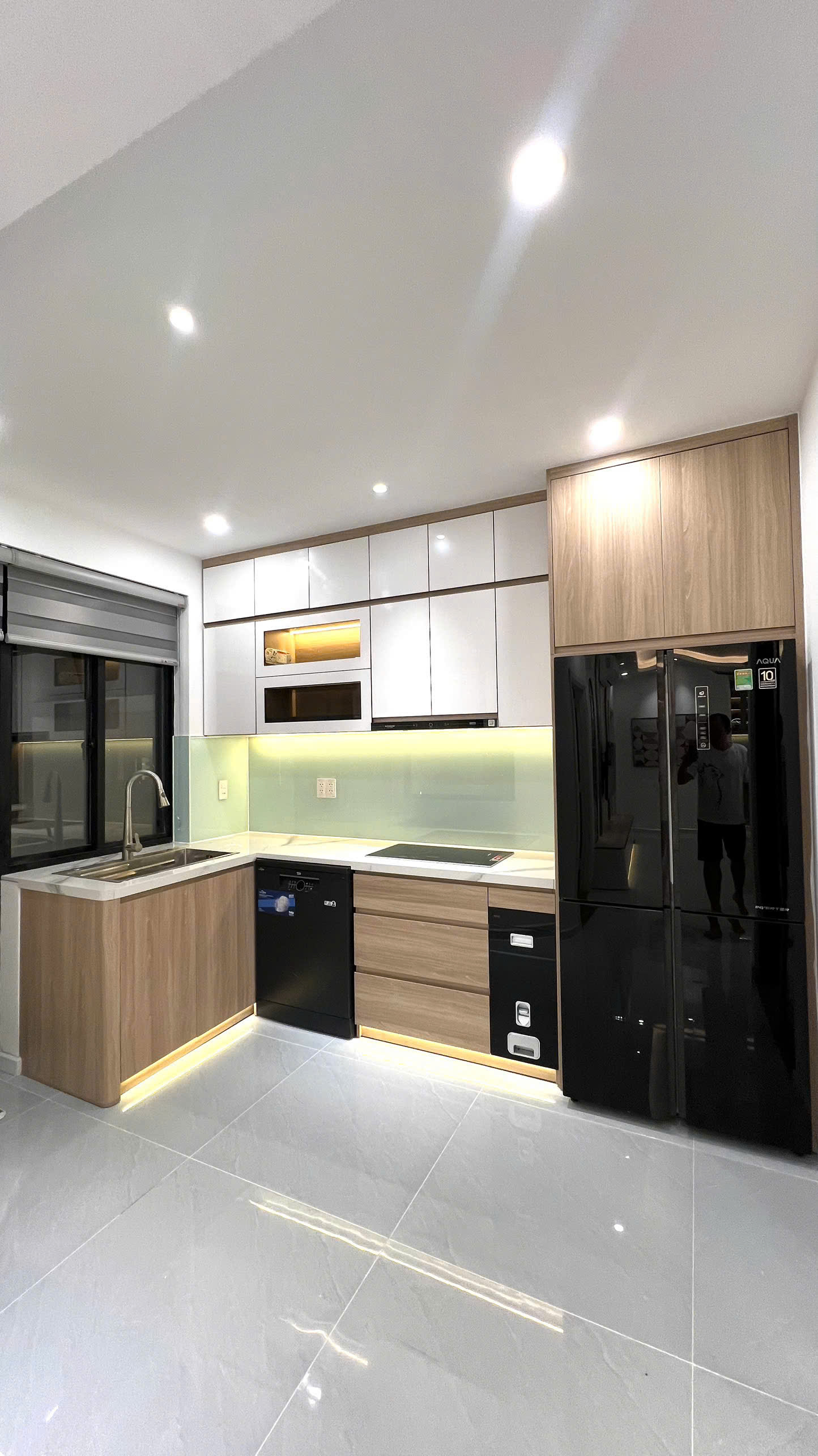 Hung Vuong 3 Phu My Hung apartment for sale, District 7, beautiful and airy corner apartment with 3 bedrooms design – 74m2 7