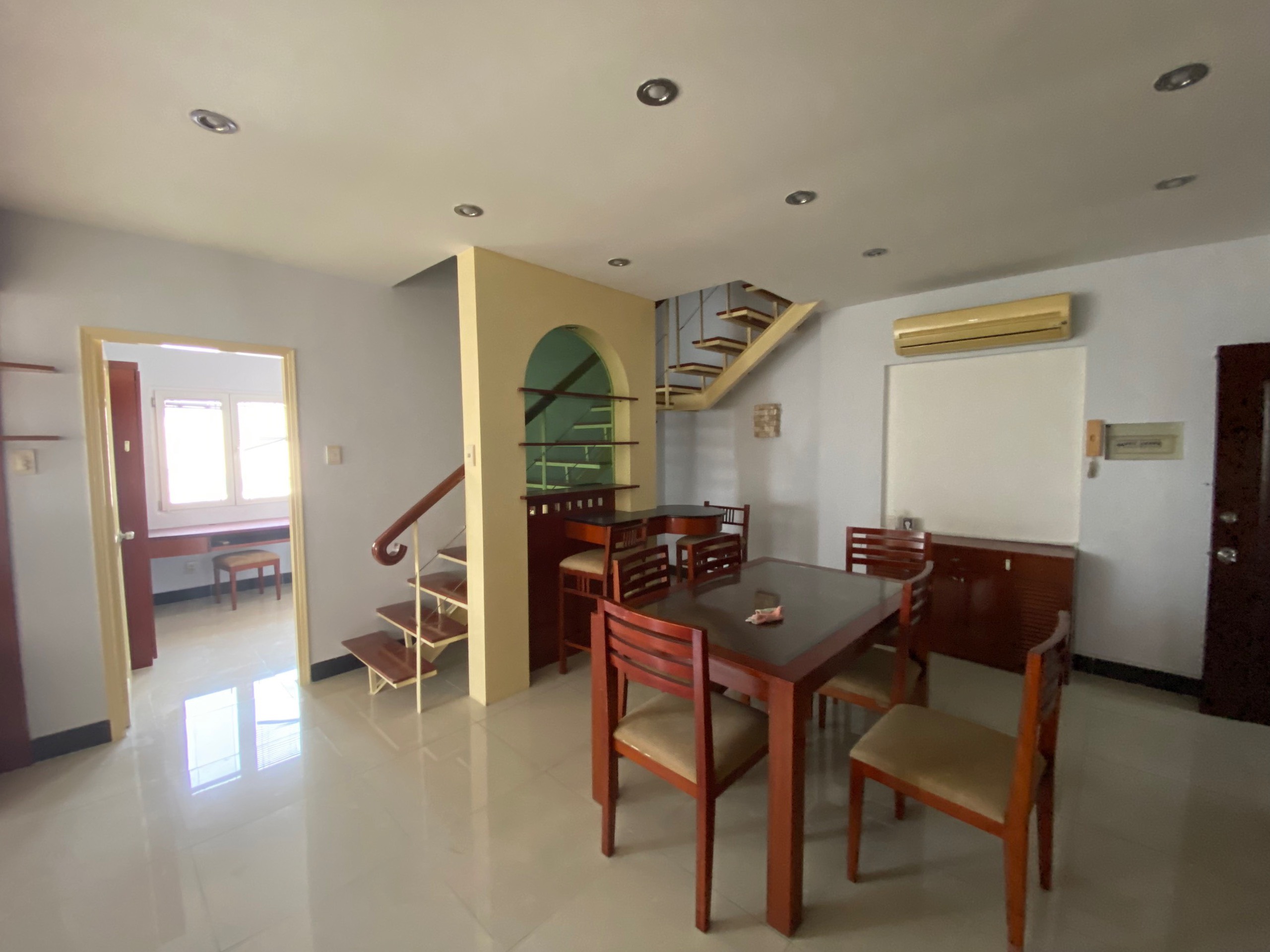 Hung Vuong Phu My Hung apartment for sale, District 7 duplex apartment with 3 bedrooms high floor
