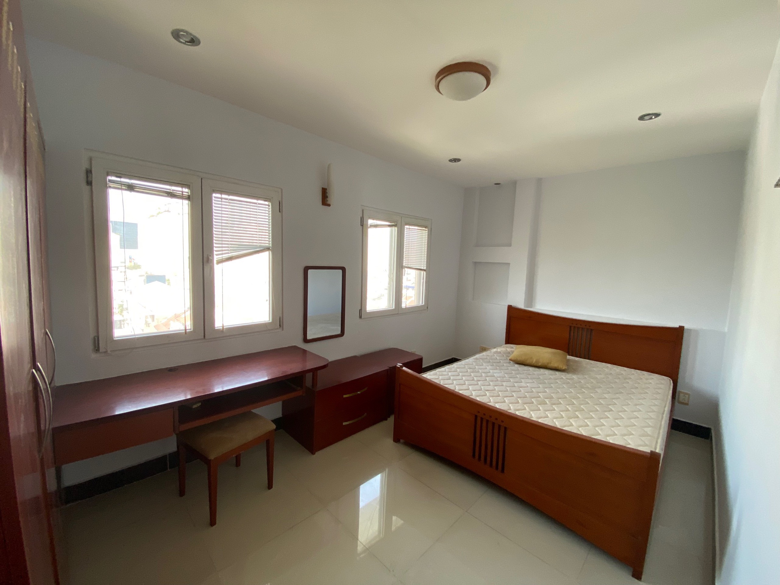 Hung Vuong Phu My Hung apartment for sale, District 7 duplex apartment with 3 bedrooms high floor 4