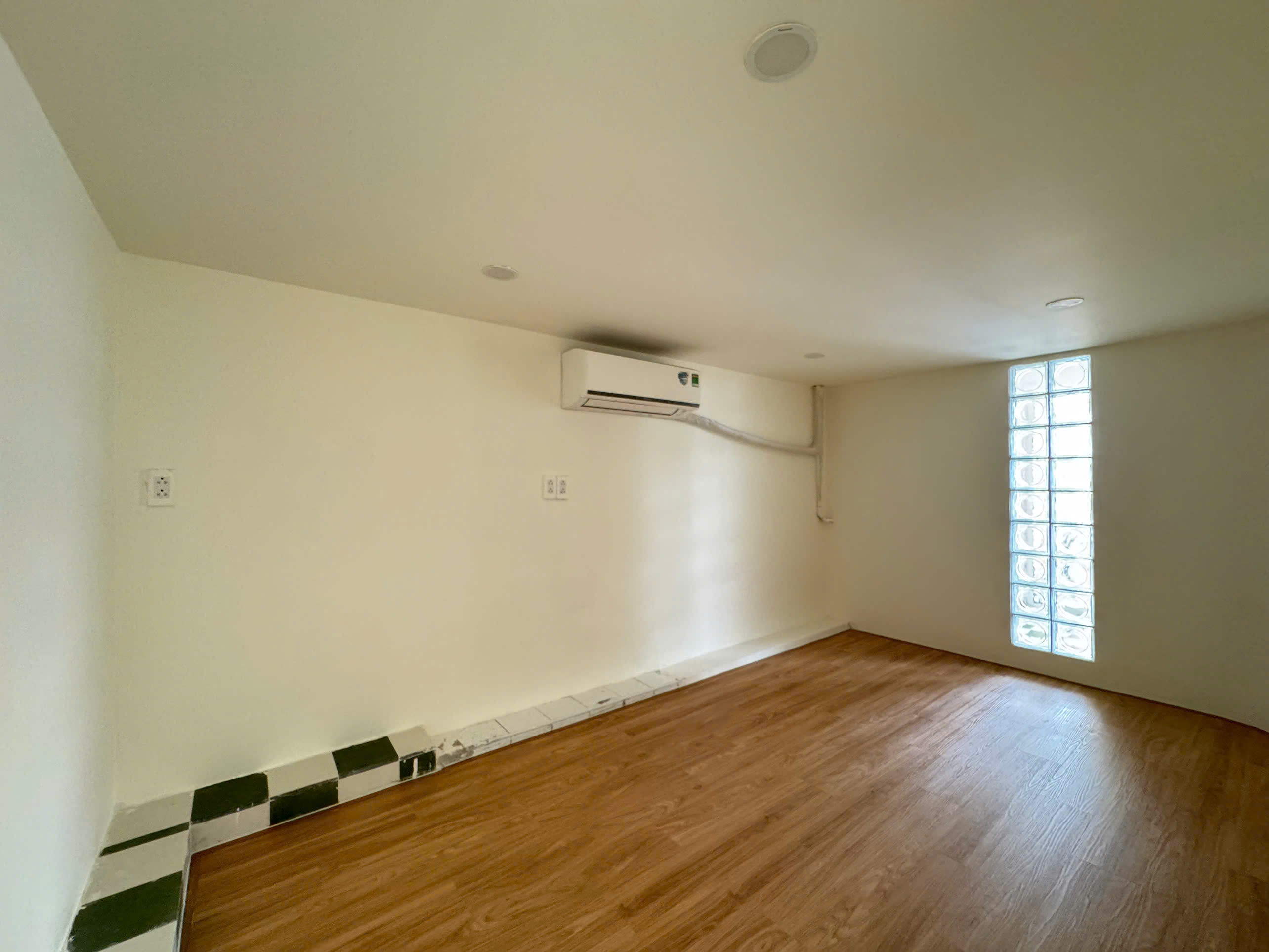 Apartment for sale in Hung Vuong 1 Phu My Hung, District 7, beautiful house with 3 bedrooms, the most affordable price in the area 4