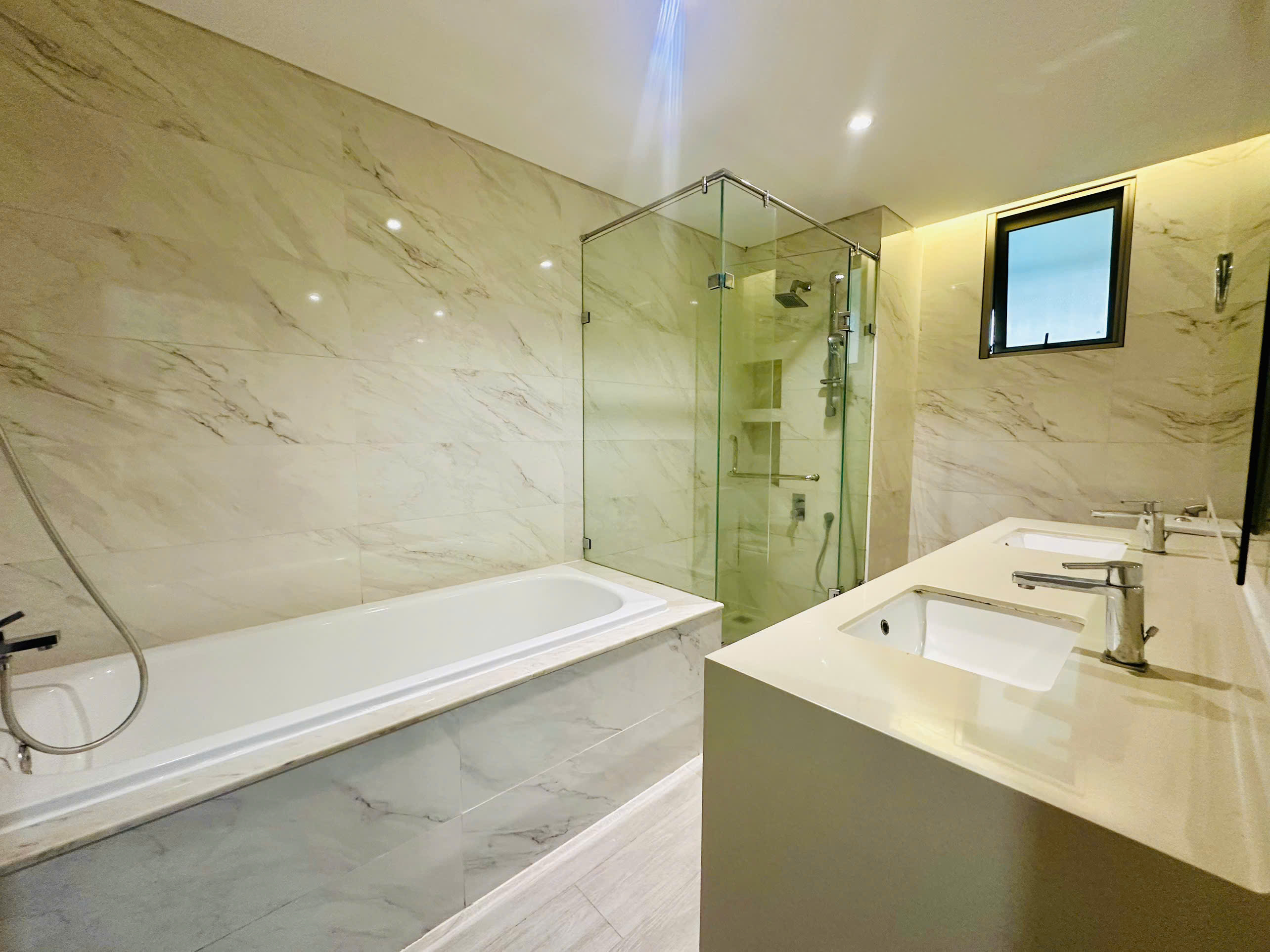 Cho thuê căn hộ Midtown M5 Phú Mỹ Hưng, Quận 7 căn góc có 3 phòng ngủ view sông, hồ bơi – 147m2 15