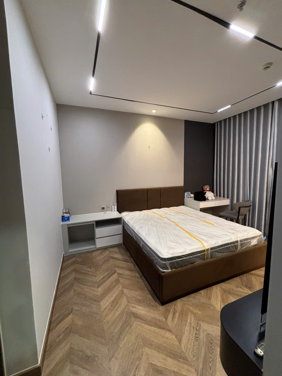 Midtown apartment for sale M8 Phu My Hung, District 7 with 3 bedrooms, river view, fully furnished 8