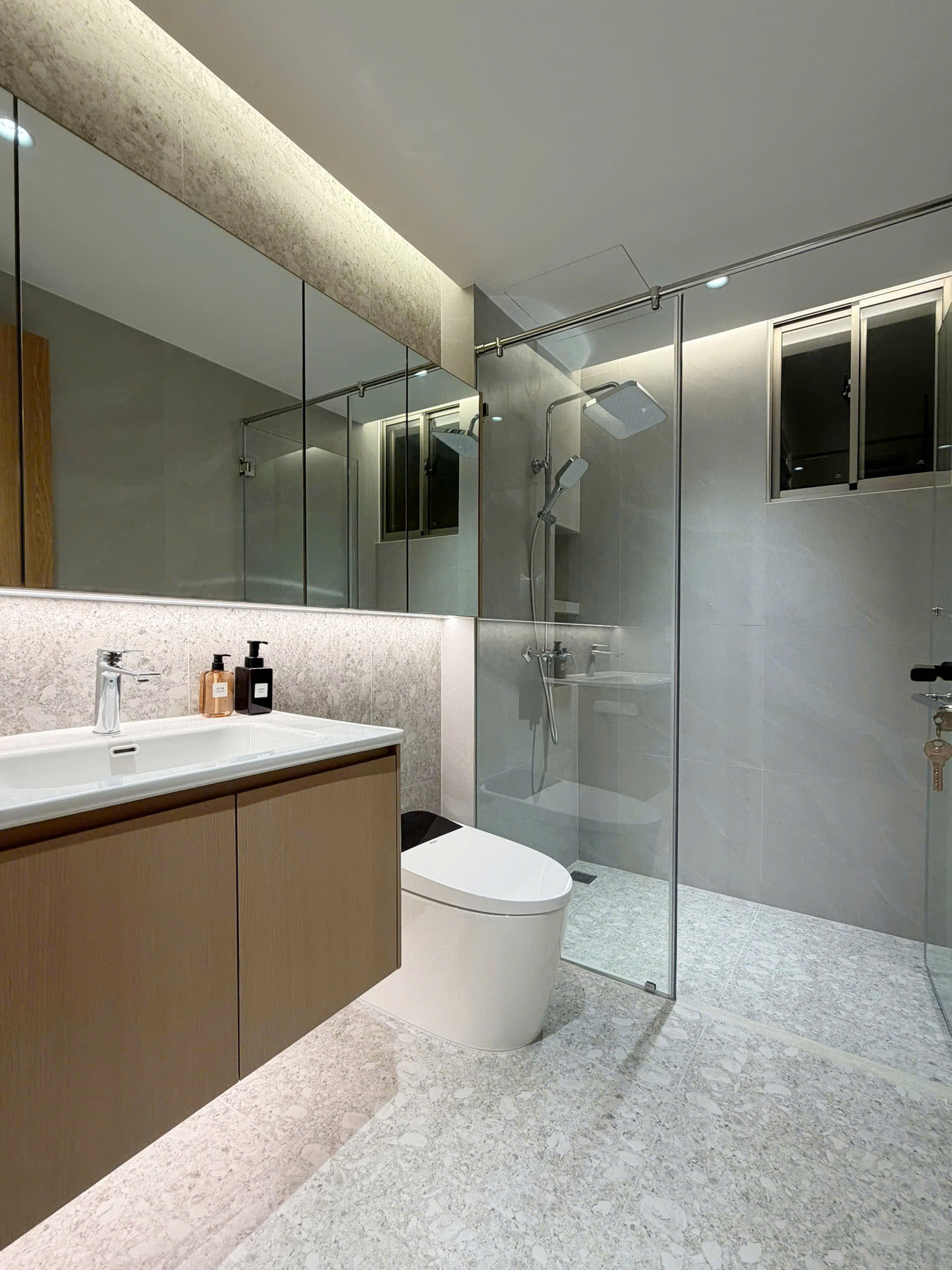 Selling or renting Midtown Phu My Hung apartment with 3 bedrooms river view on the 6th floor – 121m2 10