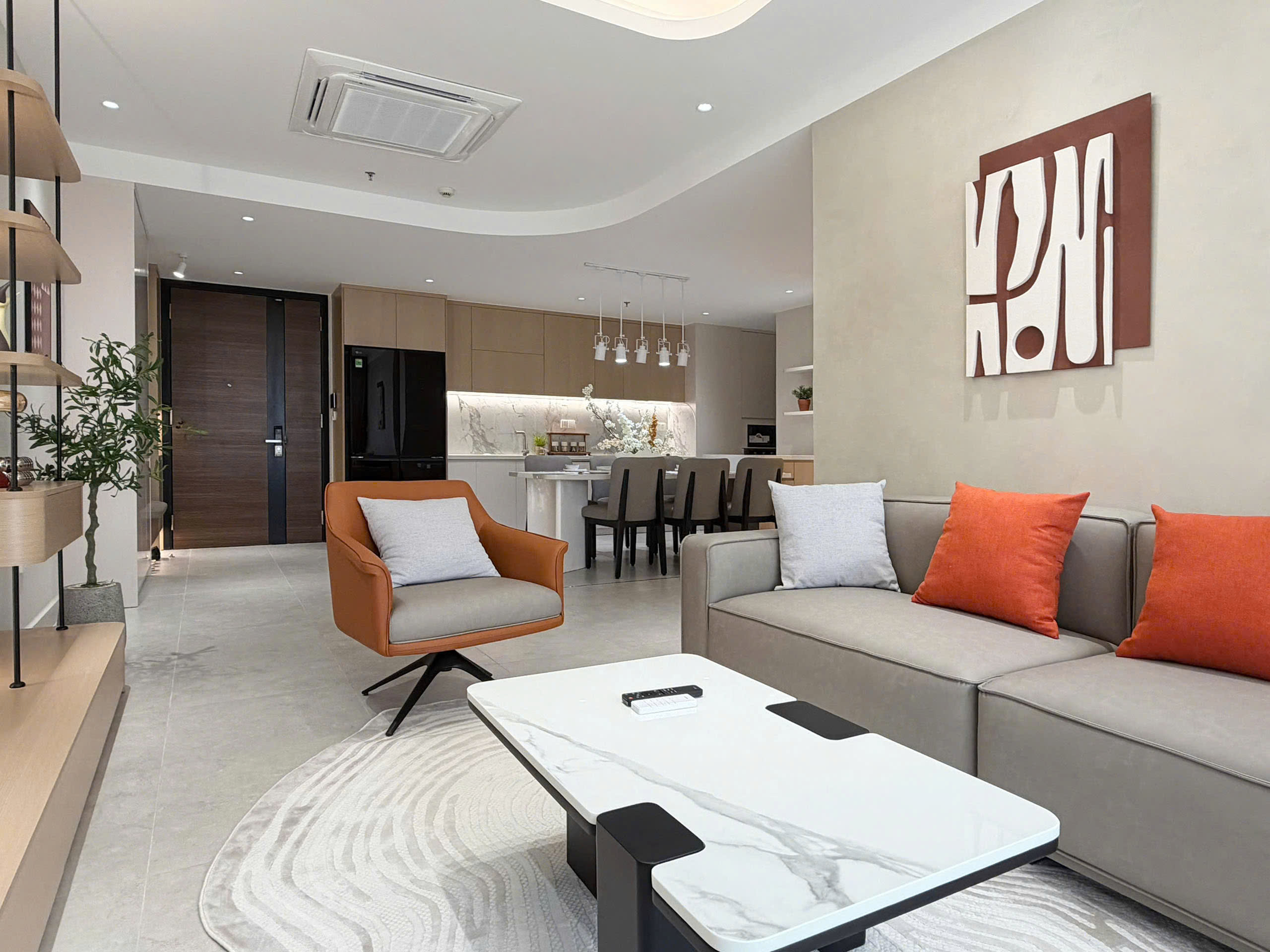 Selling or renting Midtown Phu My Hung apartment with 3 bedrooms river view on the 6th floor – 121m2 2