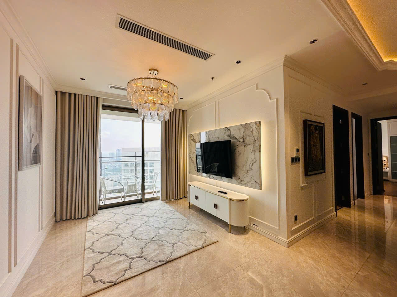 Selling or renting a luxury apartment in Midtown Phu My Hung, District 7, a beautiful new house with 3 bedrooms 3