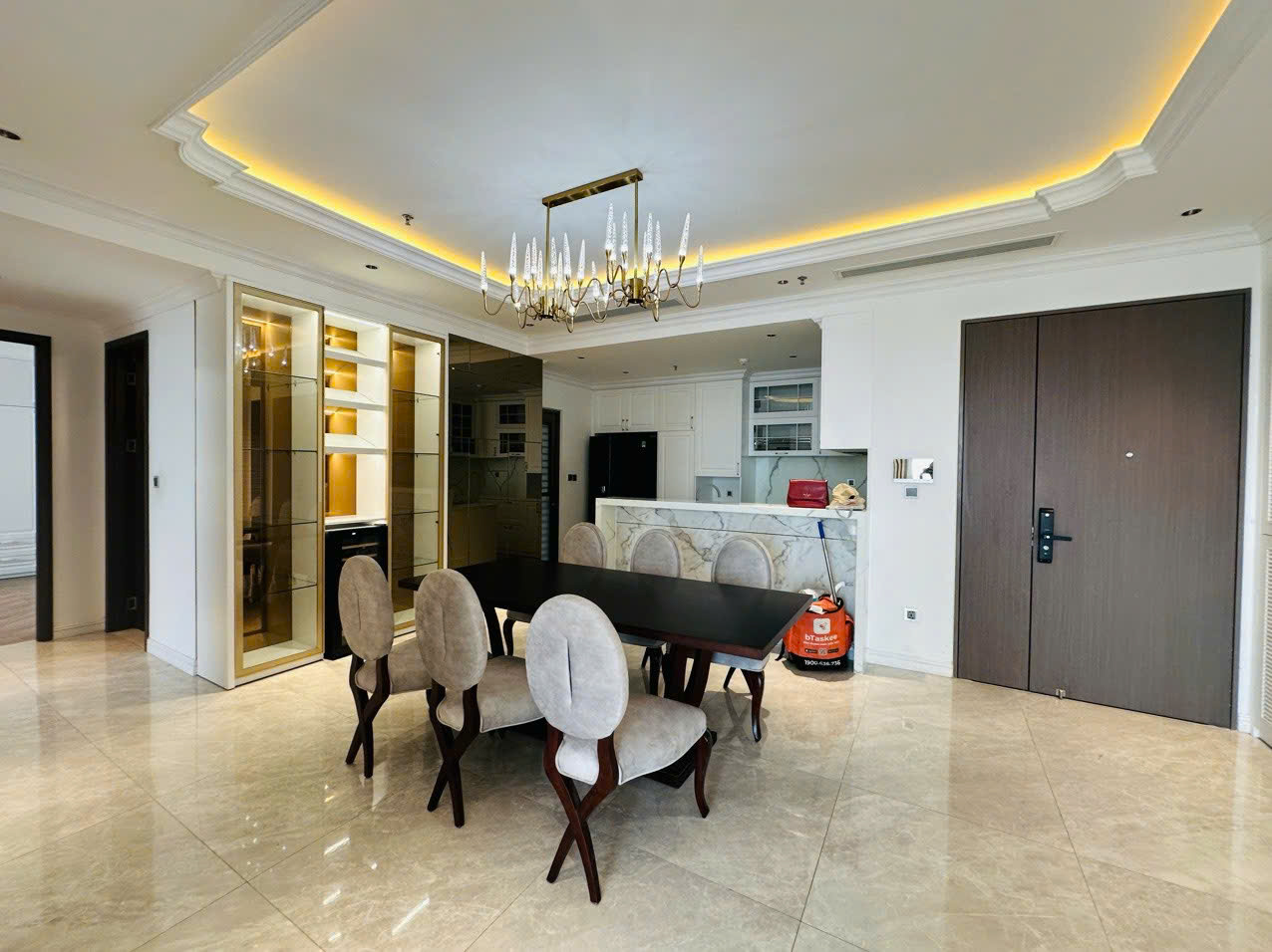Selling or renting a luxury apartment in Midtown Phu My Hung, District 7, a beautiful new house with 3 bedrooms