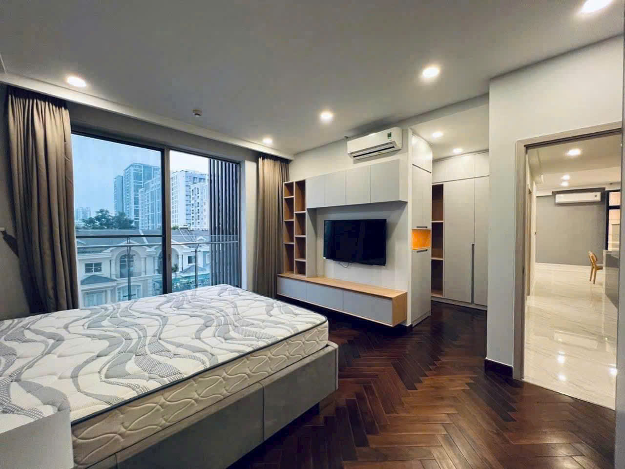 Midtown Phu My Hung apartment for sale, District 7 with 3 bedrooms + office, block E on the 10th floor – 131m2 6