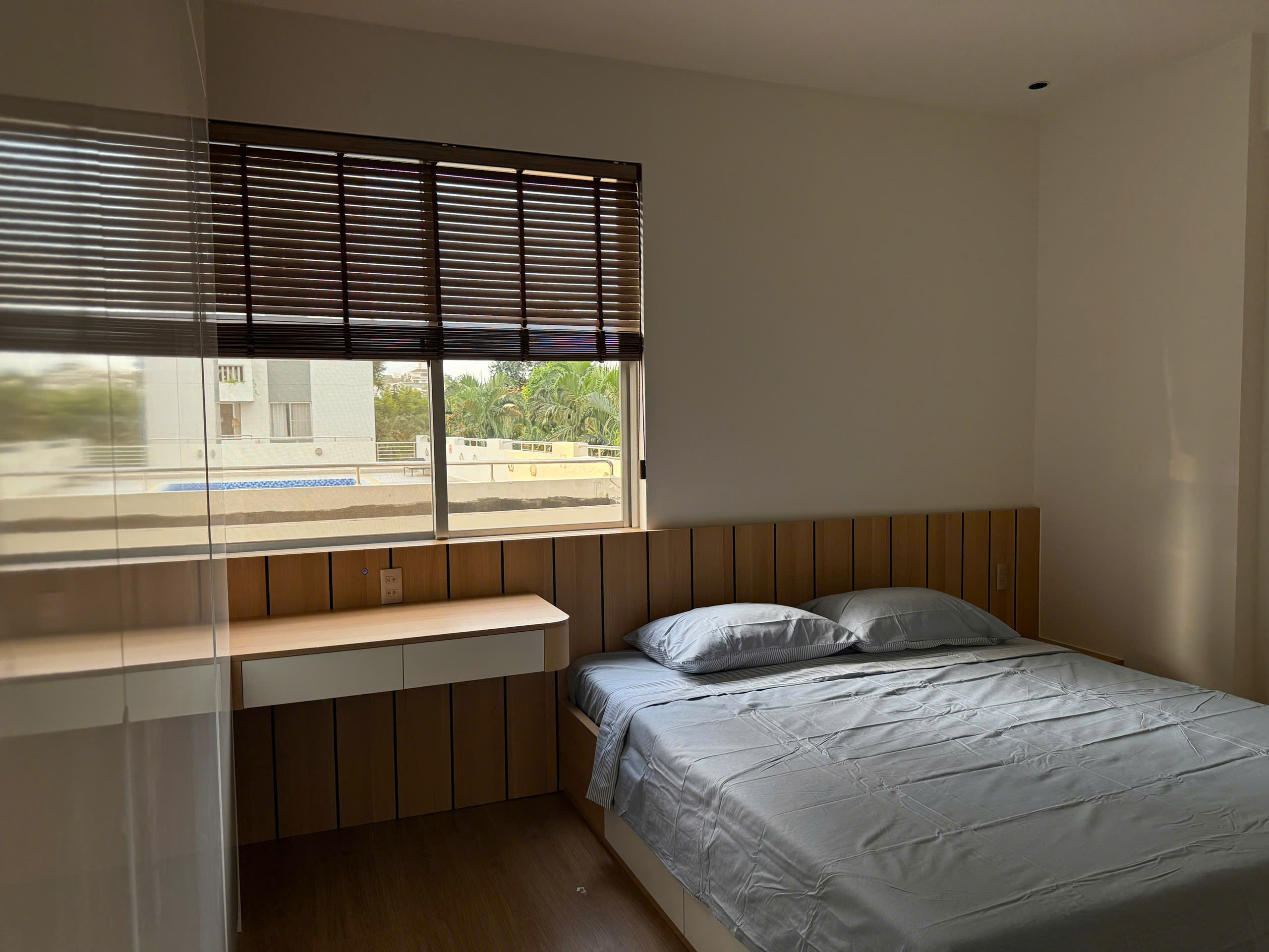 Apartment for sale My Khanh 4 Phu My Hung, District 7 corner apartment with 3 bedrooms, with a car with pool view, low floor – 139.9m2 9