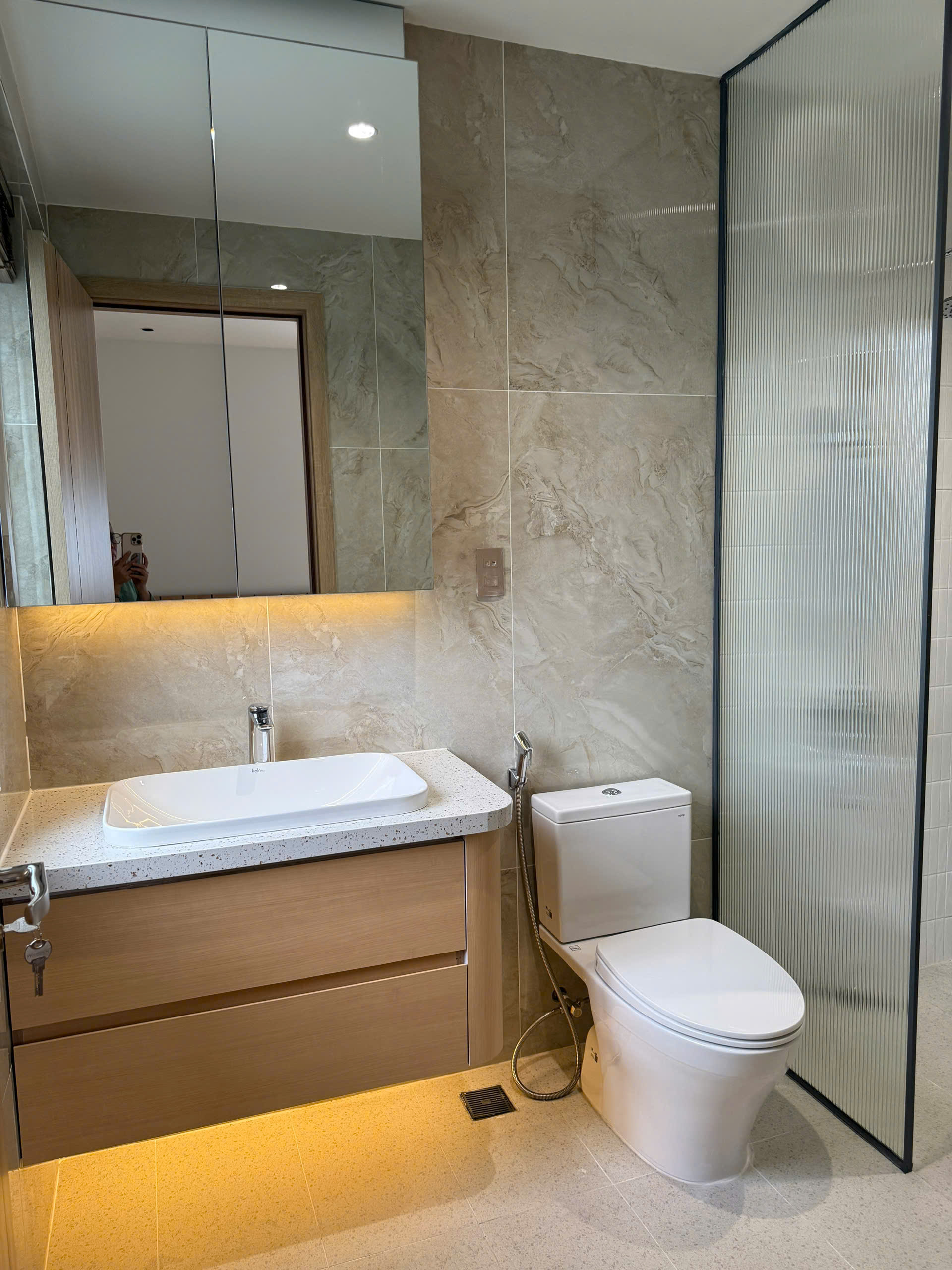 Apartment for sale My Khanh 4 Phu My Hung, District 7 corner apartment with 3 bedrooms, with a car with pool view, low floor – 139.9m2 3