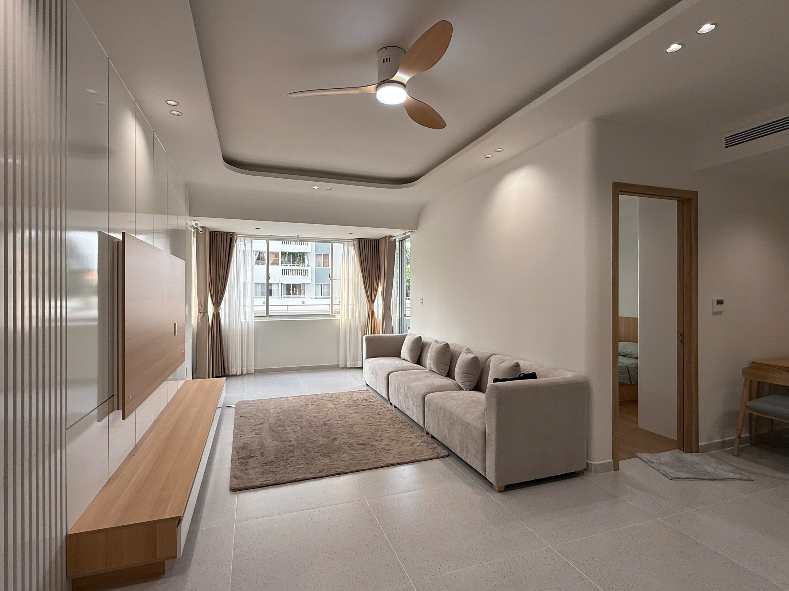 Apartment for sale My Khanh 4 Phu My Hung, District 7 corner apartment with 3 bedrooms, with a car with pool view, low floor – 139.9m2 2