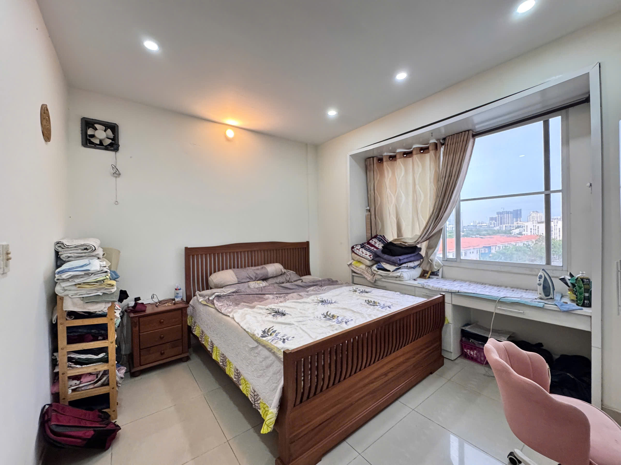 Apartment for rent in My Phuc, Phu My Hung, District 7 with 3 bedrooms facing south, 6th floor 3