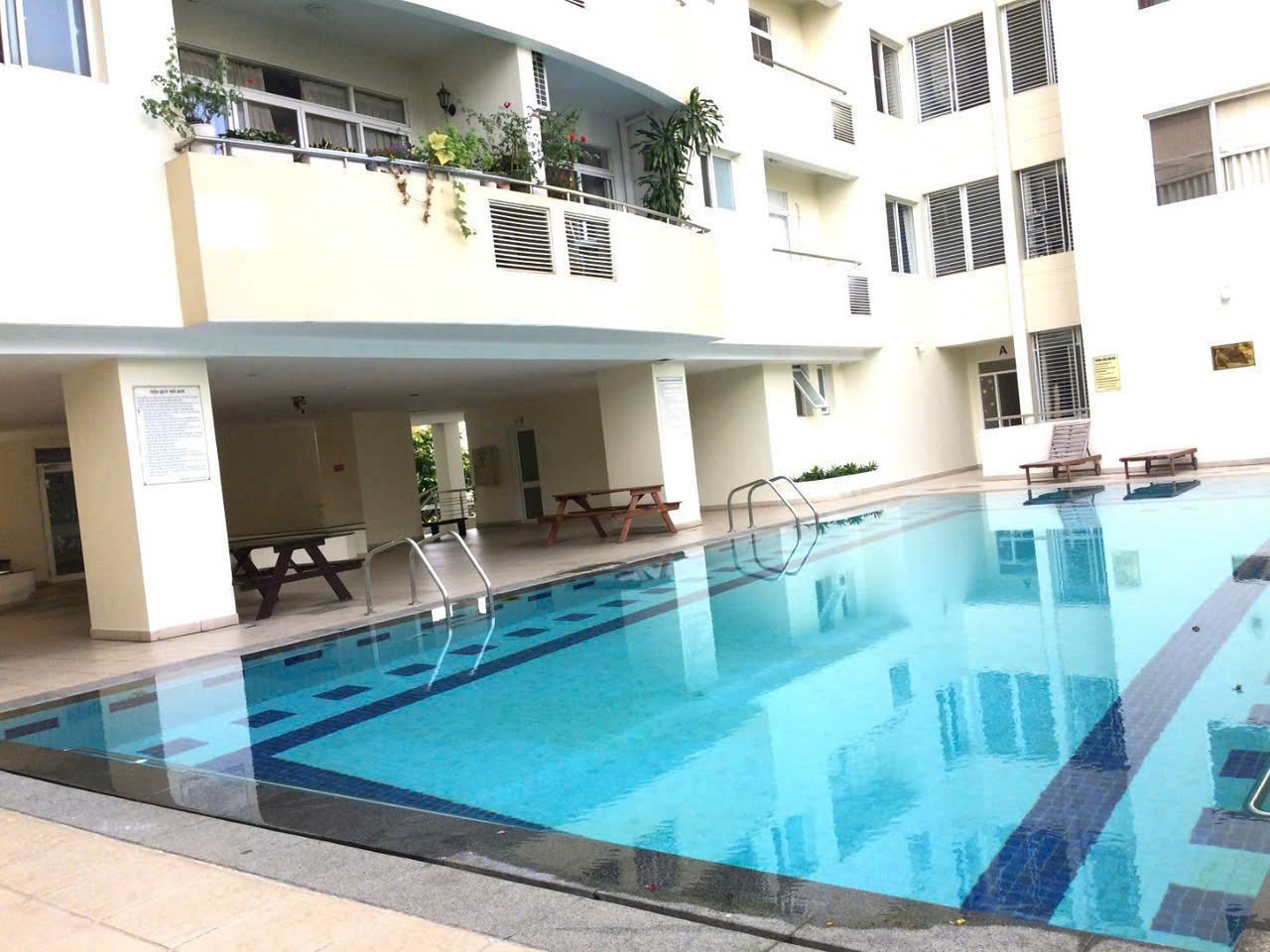 My Phuc apartment for sale, District 7 has 3 bedrooms with a very beautiful internal pool view 4