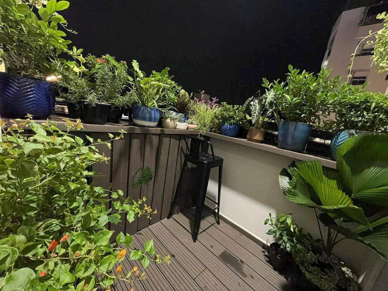 My Phuc apartment for sale, District 7 has 3 bedrooms with a very beautiful internal pool view 2