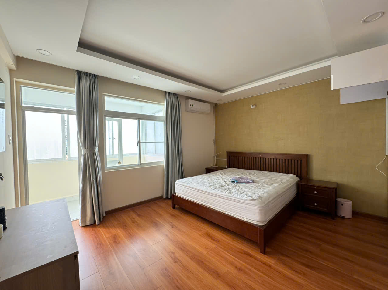 My Tu Phu My Hung penthouse apartment for rent, District 7 has 3 bedrooms with fully furnished private elevator 19