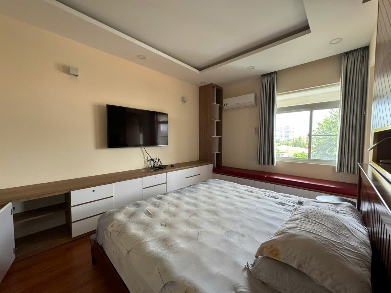 My Tu Phu My Hung penthouse apartment for rent, District 7 has 3 bedrooms with fully furnished private elevator 10