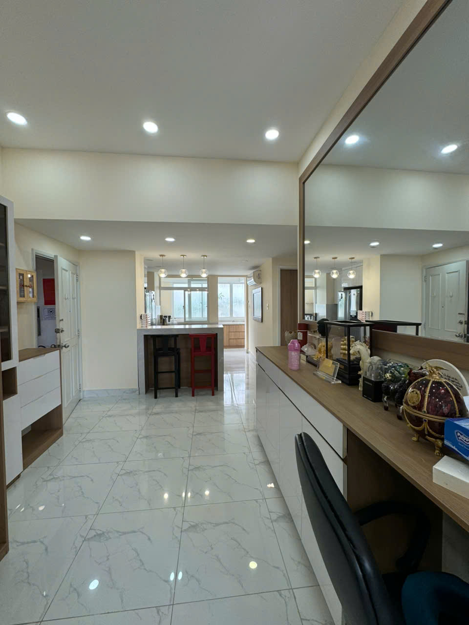 My Tu Phu My Hung penthouse apartment for rent, District 7 has 3 bedrooms with fully furnished private elevator 6