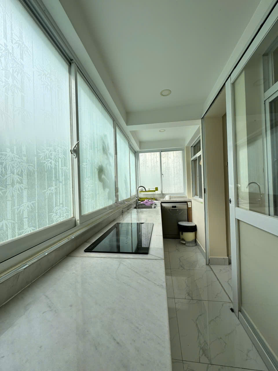 My Tu Phu My Hung penthouse apartment for rent, District 7 has 3 bedrooms with fully furnished private elevator 15